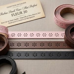 Ruban Simili Cuir /Skai Perforé Fleur 20 mm