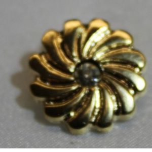 bouton métal bijou fleur strass central métal doré,super résistant et très décoratif