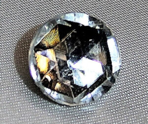 bouton strass metal