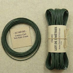 DESTOCKAGE : Cordon Ciré Vert Kaki – 2 mm – Vente à la coupe ou lot de 5 mètres