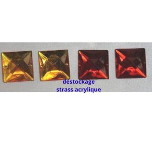 Déstockage Strass Carré Acrylique 2 x 2 cm – Rouge, Orange