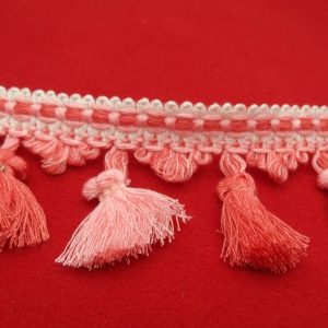 Ruban avec pompon- rose et rouge