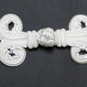 bouton brandebourg blanc