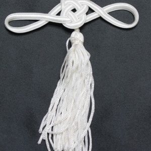 Bouton brandebourg blanc