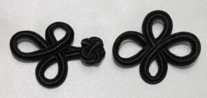Bouton brandebourg noir