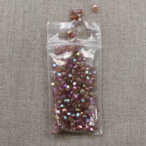 PERLES ACRYLIQUES A FACETTE 4 MM- marron