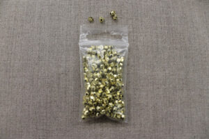 PERLES ACRYLIQUES A FACETTE 4 MM- doré