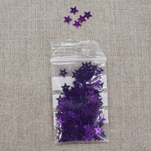 SEQUIN en forme d' étoiles métallisées - violet