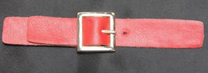 bouclerie accessoire rouge