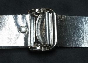 Bouclerie accessoire argent
