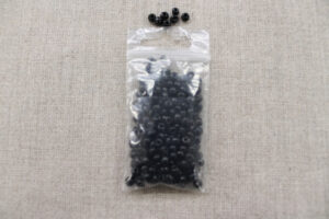 PERLES ACRYLIQUES rond- 4mm- noir