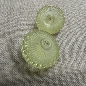 bouton vert anis transparent