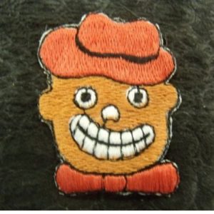 écusson thermocollant MOTIF: BONHOMME SOURIANT rouge et orange largeur 3cm sur hauteur 5cm