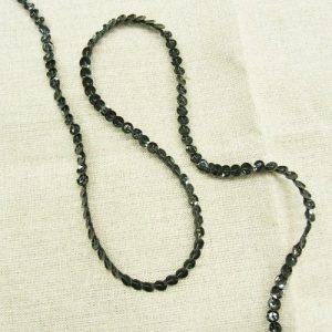 lot de Ruban pailleté sequin montée sur fil noir cuivré 5 mm