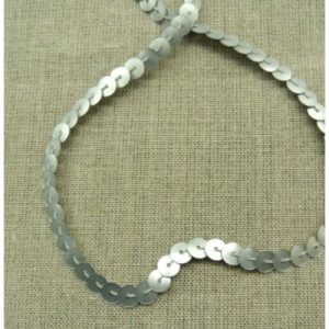 lot de Ruban pailleté sequin montée sur fil argent mat 5 mm