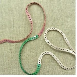 lot de Ruban pailleté sequin montée sur fil multicolore vert et rose 5 mm