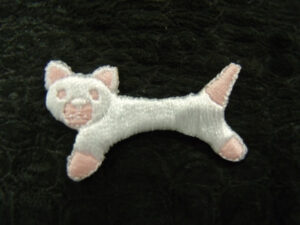 écusson à coudre- motif: CHAT ROSE