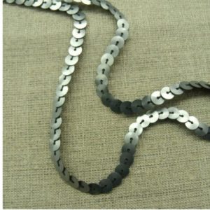 lot de Ruban pailleté sequin montée sur fil gris antracite 6 mm