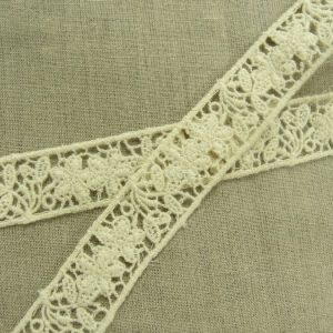 broderie laine entre deux