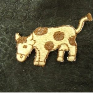 écusson à coudre- motif : VACHE marron sur fond beige ,largeur 4 cm/ hauteur 2.5 cm