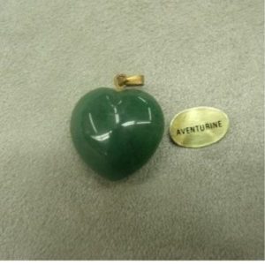 PENDENTIF MOTIF COEUR- GM- AVENTURINE,LARGEUR: 2 cm / HAUTEUR: 2cm / EPAISSEUR: 1 cm