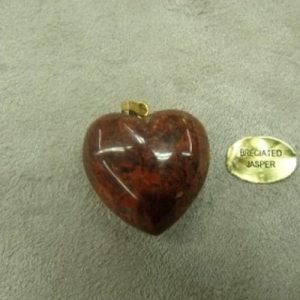 PENDENTIF MOTIF COEUR- GM-BRECIATED JASPER,LARGEUR: 2 cm / HAUTEUR: 2cm / EPAISSEUR: 1 cm