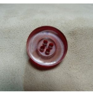 BOUTON POLYESTER ROUGE ,26 mm ,à 4 trous
