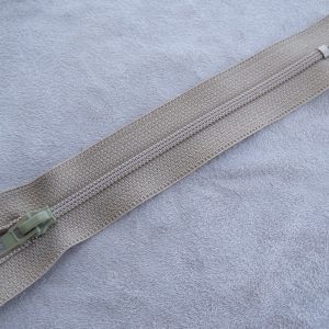 FERMETURE A GLISSIÈRE –12cm - CHÂTAIN CLAIR -NON SÉPARABLE