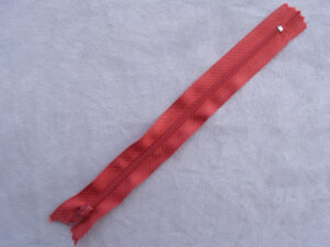 FERMETURE A GLISSIÈRE –20cm BRIQUE -NON SÉPARABLE