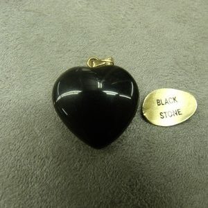 PENDENTIF MOTIF COEUR- PM- BLACK STONE