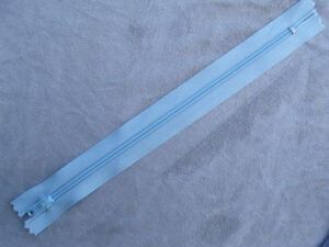 FERMETURE A GLISSIÈRE –20cm-BLEU CIEL-NON SÉPARABLE