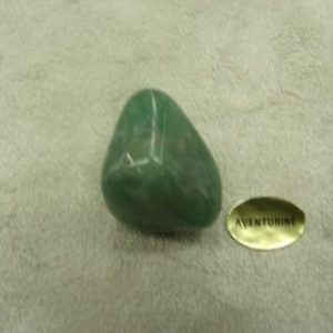 PIERRE MOTIF HAIR PROBLEMS -AVENTURINE ,HAUTEUR: 2 cm / EPAISSEUR: 1,5 cm