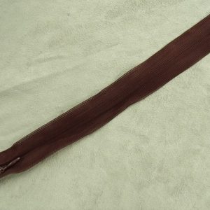 FERMETURE INVISIBLE-20cm- BORDEAUX- NON SÉPARABLE