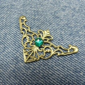 ARTICLE DE DECORATION Métal - Doré avec strass vert émeraude
