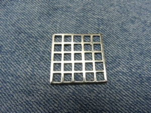 ARTICLE DE DECORATION - CARRE metal- ARGENT
