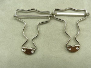 BOUCLE / ATTACHE BRETELLE- ARGENT