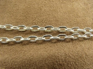CHAINE METAL strié 5mm / 3