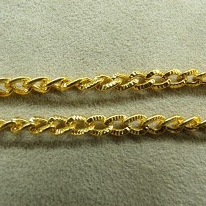 CHAINE METAL-5mm / 3 mm- doré