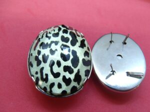 strass à griffe ovale- Nacré & NOIR