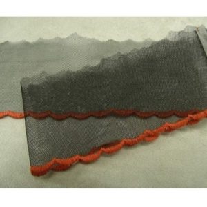 Ruban Brodé Sur Tulle Noir ET Rouge 60 mm
