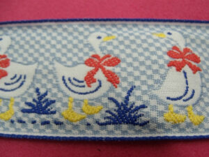 ruban brodé motif canard