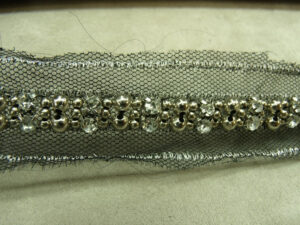 ruban perlé strass argent