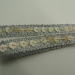 ruban fantaisie motif fleur sequin bleu clair