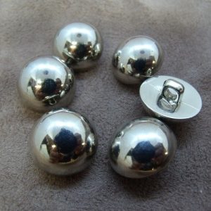 bouton acrylique à queue argent demi boule,18 mm, vendu par 6