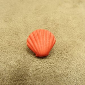 BOUTON DECORATIFS ENFANTS - MODELE SAINT JACQUES- ROUGE