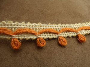 ruban ameublement beige et orange