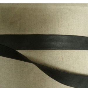 Ruban Simili Cuir / Skai Noir Recto Verso 30 mm