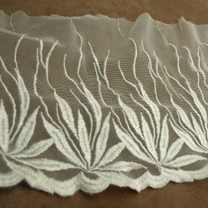 dentelle blanc cassé