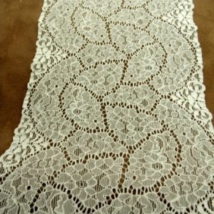 nouvelle dentelle de calais leavers surbrodée blanche