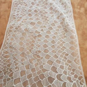 dentelle de calais leavers cooper 24 cm